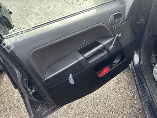 Right headlight FORD FUSION (JU_) 1.4 | BP31049059C29 