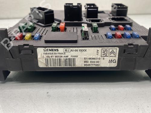 Used Fuse box Fuse box PEUGEOT 206 CC (2D) 1.6 16V (2DNFUF, 2DNFUR) (109 hp) 29141703 29141703