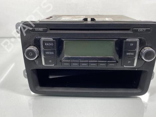 Used Radio VW POLO V (6R1, 6C1) 1.2 (60 hp) 19986155