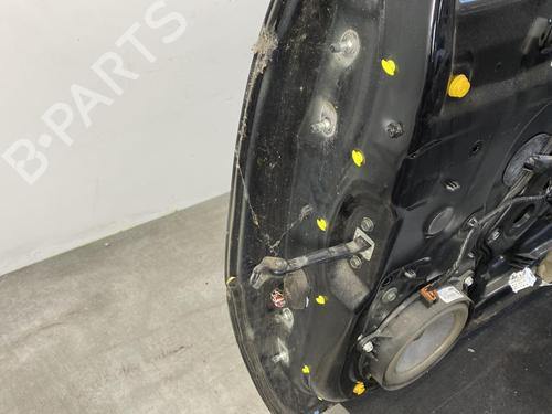 Used Right front door RENAULT KOLEOS I (HY_) 2.0 dCi 4x4 (HY0K) (150 hp) 19977245
