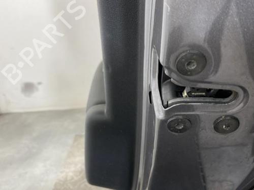 Used Right rear door Right rear door 21560345 21560345