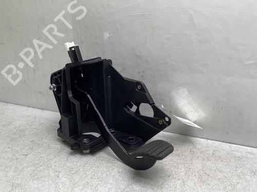 bremsepedal RENAULT MASTER III Platform/Chassis (EV, HV, UV) 2.3 dCi 145 FWD (EV0E, EV0F, HV0E, HV0F, UV0E, UV0F,... (146 hp) 19994275