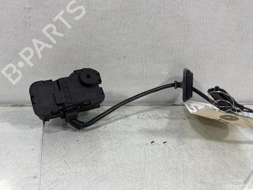 Used Fuel door actuator VW GOLF VII (5G1, BQ1, BE1, BE2) 2.0 GTD (184 hp) 30933101