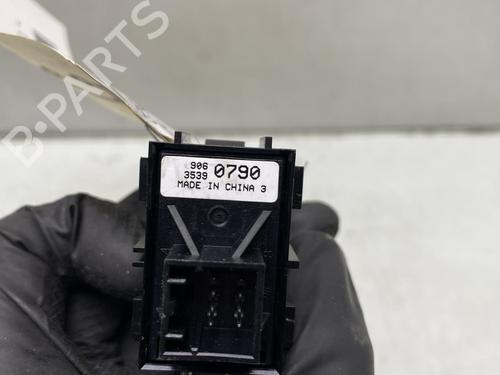 Used Switch Switch OPEL ASTRA K (B16) 1.5 CRDI (68) (122 hp) 22438382 22438382