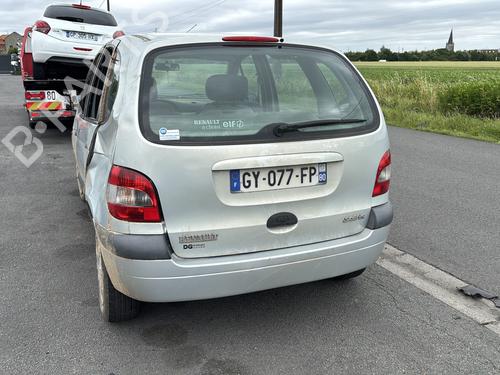 Left headlight RENAULT SCÉNIC I MPV (JA0/1_, FA0_) 1.6 (JA00, JA16, JA15, JA19, JA1V, JA2B, JA2C, JA0B,... | BP28281873C28 