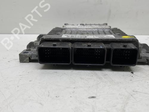 Used Engine control unit (ECU) RENAULT GRAND SCÉNIC II (JM0/1_) [2004-2009]  19977360