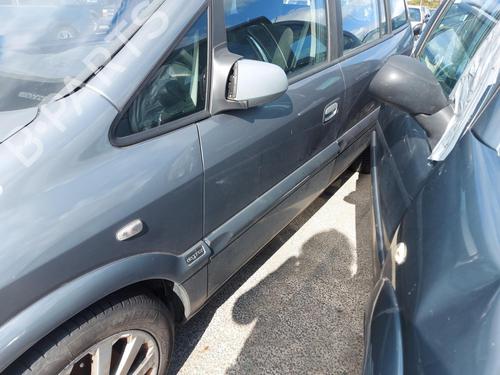 Venstre  foran tåkelykt OPEL ZAFIRA A MPV (T98) 2.2 DTI 16V (F75) | BP19957173C30 