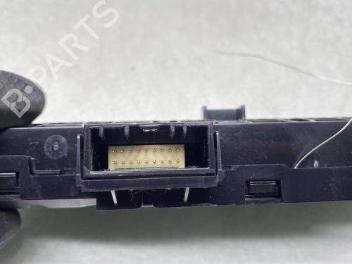 warning-switch-dacia-duster-hm_-2017-23769823 main image