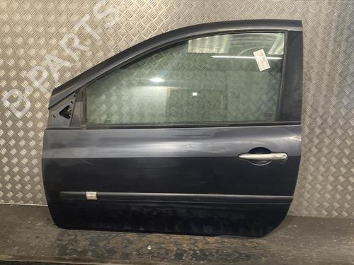 Used Left front door RENAULT CLIO III (BR0/1, CR0/1) 1.5 dCi (BR17, CR17) (86 hp) 28693284