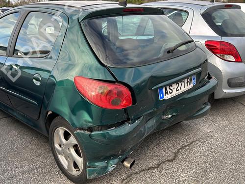 Fuse box PEUGEOT 206 Hatchback (2A/C) 2.0 HDI 90 | BP19970516E1 