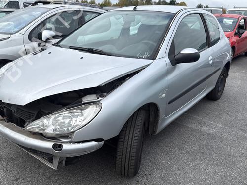 Right taillight PEUGEOT 206 Hatchback (2A/C) 1.4 HDi eco 70 | BP30887993C35