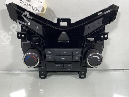 Climate control CHEVROLET CRUZE (J300)  | BP19963684I5 
