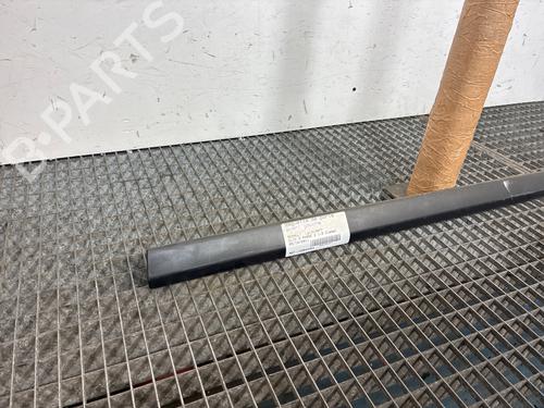 door-moulding-trim-renault-clio-iii-br01-cr01-2005-2006-2007-2008-2009-2010-2011-2012-2013-2014-39708387 main image
