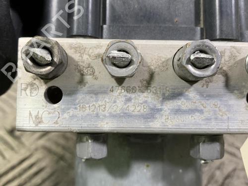 ABS pump RENAULT TWINGO III (BCM_, BCA_) 1.0 SCe 70 | BP19978596M43