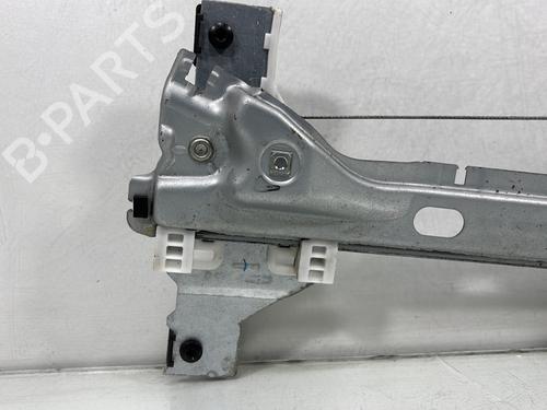 Rudehejsemekanisme venstre bagtil PEUGEOT 5008 (0U_, 0E_) 1.6 HDi | BP29968465C24 