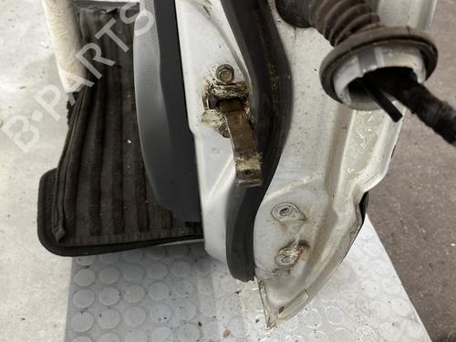 left-front-door-opel-frontera-b-u99-1998-1999-2000-2001-2002-2003-2004-32168651 main image