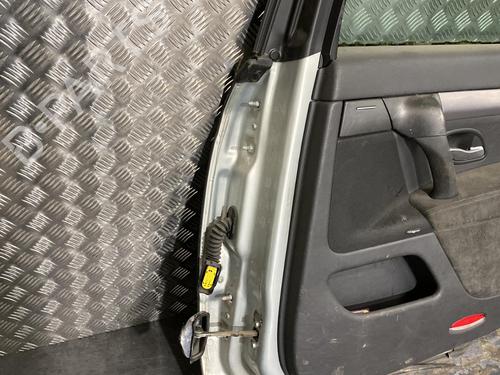 Used Right rear door Right rear door 21955616 21955616