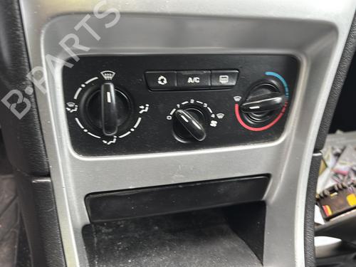Fuse box PEUGEOT 307 (3A/C) 1.6 HDi | BP32063359E1 - Image 21