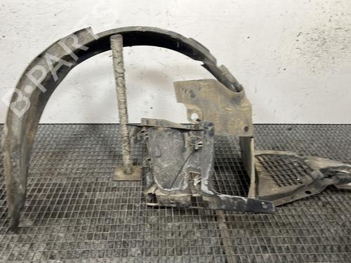 Used Wheel arch RENAULT LAGUNA II (BG0/1_) 1.9 dCi (107 hp) 31095360