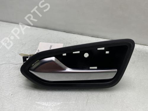 Used Front left interior door handle RENAULT CLIO V (B7_) 1.5 Blue dCi 85 (B7AG) (86 hp) 26641785