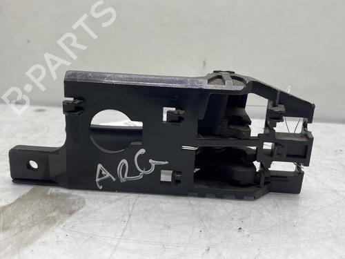Used Rear left interior door handle Rear left interior door handle KIA SPORTAGE II (JE_, KM_) 2.0 CRDi (113 hp) 19953561 19953561
