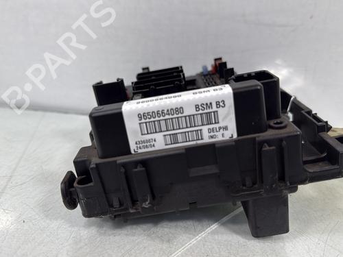 Scatola fusibili Scatola fusibili PEUGEOT 307 (3A/C) 1.6 HDi 110 (109 hp) 34449815 34449815