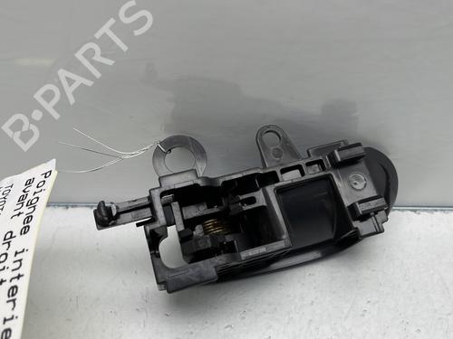 Used Front right interior door handle Front right interior door handle TOYOTA YARIS (_P1_) 1.4 D-4D (NLP10_, NLP10R) (75 hp) 25446834 25446834