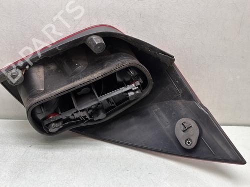 Used Left taillight Left taillight RENAULT LAGUNA II Grandtour (KG0/1_) 1.9 dCi (125 hp) 33609290 33609290