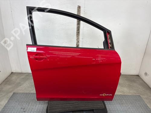 Used Right front door Right front door 37498670 37498670