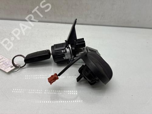 Used Fuel cap Fuel cap 37409730 37409730