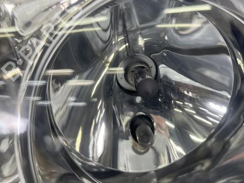 Right headlight VOLVO V40 Estate (645) 1.9 DI | BP19950890C29 