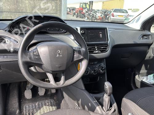 Right headlight PEUGEOT 208 I (CA_, CC_) 1.5 BlueHDI 100 | BP31976490C29 