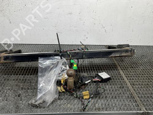 Used Tow ball/Mechanism RENAULT LATITUDE (L70_) 2.0 dCi 150 (L70H) (150 hp) 31189557