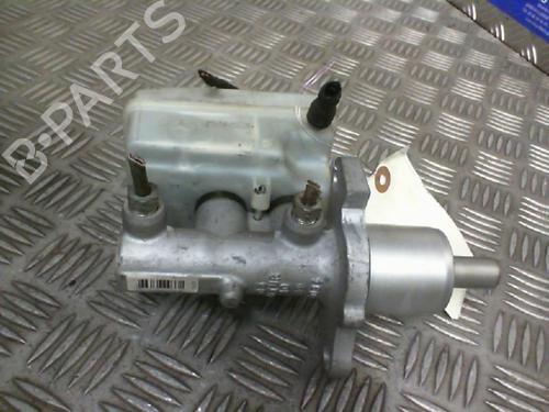 Used Brake master cylinder MERCEDES-BENZ B-CLASS Sports Tourer (W245) B 180 CDI (245.207) (109 hp) 19986403