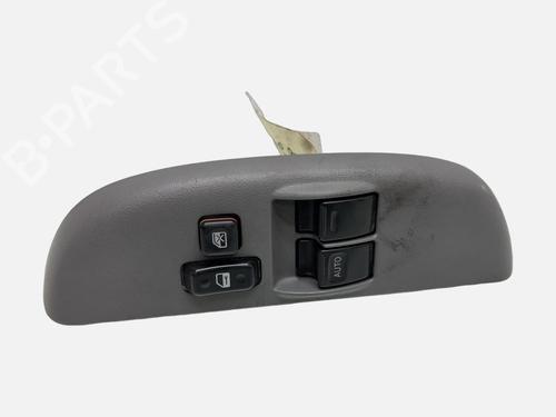 Venstre fortil elrude kontakt Venstre fortil elrude kontakt TOYOTA YARIS VERSO (_P2_) 1.3 (NCP20_, NCP22_, NCP20R, NCP22R) (86 hp) 39730967 39730967