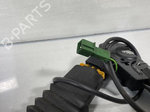 Front right belt tensioner OPEL ZAFIRA A MPV (T98) 2.0 DTI 16V (F75) | BP19982701C88 