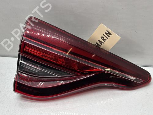 Farolim esquerdo da mala RENAULT CLIO V (B7_) 1.3 TCe 130 (B7MF) (131 hp) 32297169