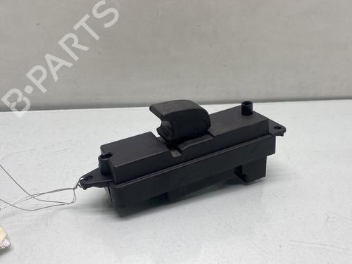 Used Right front window switch MAZDA 3 (BK) 1.6 MZ-CD (90 hp) 24513804