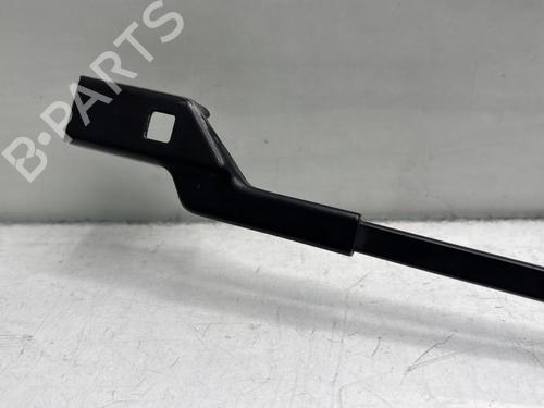 front-windshield-wiper-arm-alfa-romeo-giulietta-940_-2010-2011-2012-2013-2014-2015-2016-2017-2018-2019-2020-31160250 main image
