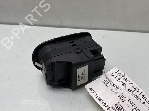 Used Left front window switch Left front window switch PEUGEOT 206+ (2L_, 2M_) 1.4 HDi eco 70 (68 hp) 30535659 30535659