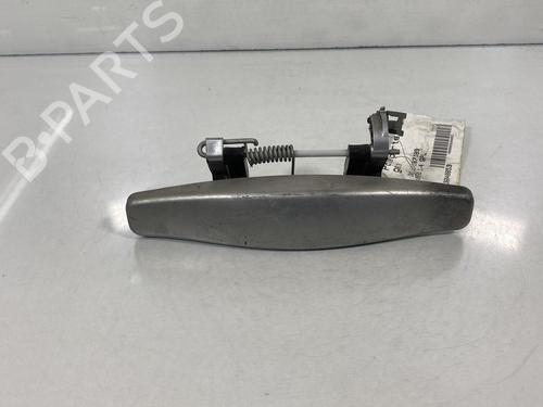 Used Front left exterior door handle DACIA SANDERO 1.4 (BS0C, BS0A, BS0G, BS1F, BS0E) (75 hp) 20003322