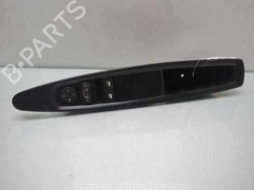 Used Left front window switch VW TAIGO (CS1) 1.5 TSI (150 hp) 30791235