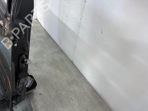 Used Right front door Right front door FIAT QUBO (225_) 1.3 D Multijet (225AXE1A, 225CXE1A, 225AXH1A, 225AXL1A,... (95 hp) 39707848 39707848