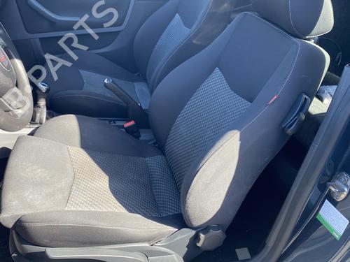 Steering column stalk SEAT IBIZA III (6L1) 1.4 TDI | BP31379429I23