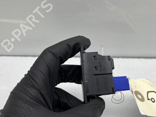Used Warning switch Warning switch VW GOLF VIII (CD1, DA1) 1.5 TSI (131 hp) 26708674 26708674
