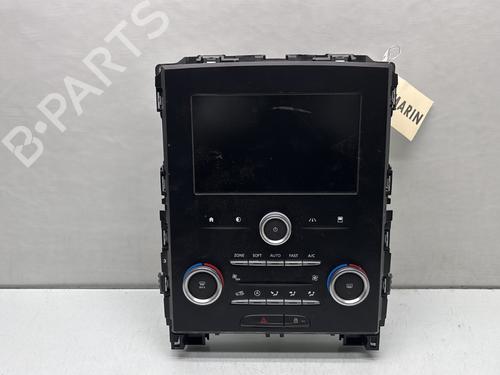 Display RENAULT MEGANE IV Hatchback (B9A/M/N_) 1.5 dCi 110 (B9A3) (110 hp) 29735472