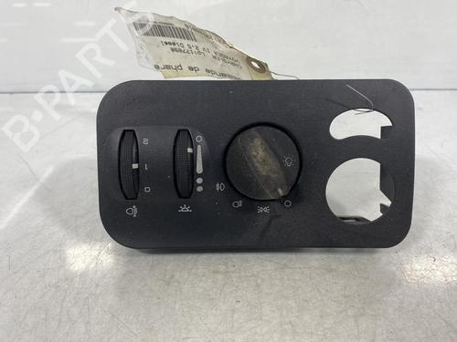 Used Headlight switch CHRYSLER VOYAGER IV (RG, RS) 2.5 CRD (141 hp) 20033232