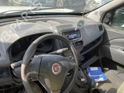 Right front window switch FIAT DOBLO Platform/Chassis (263_) 1.6 D Multijet (263YXD1B, 263XYR1B, 263YXX1B, 263HXD1B,... | BP22315904I26 