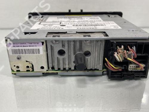 Used Radio Radio RENAULT MEGANE III Coupe (DZ0/1_) 1.5 dCi (DZ0B) (106 hp) 19996236 19996236