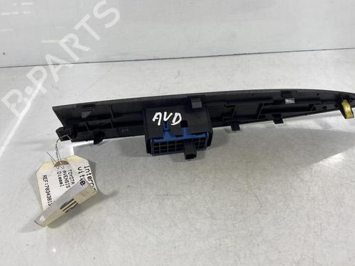 Used Right front window switch Right front window switch TOYOTA AVENSIS Estate (_T27_) 2.2 D-4D (ADT271_, ADT271R) (150 hp) 19957138 19957138